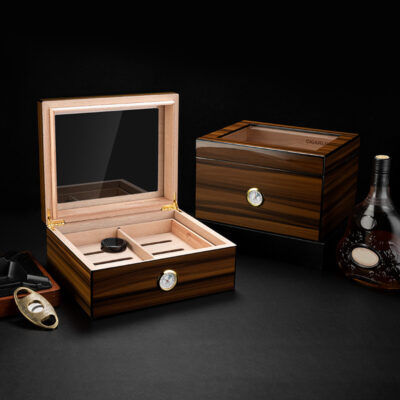 Vintage Piano Lacquer Glass Interior Cigar Humidor Box Case