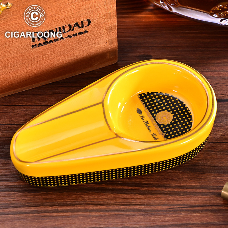 Portable Ceramics Painted Single Slot Tobacco Pattern Ashtray - Image 2