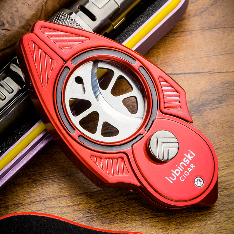 Tips for Cutting Cigars Like a Pro