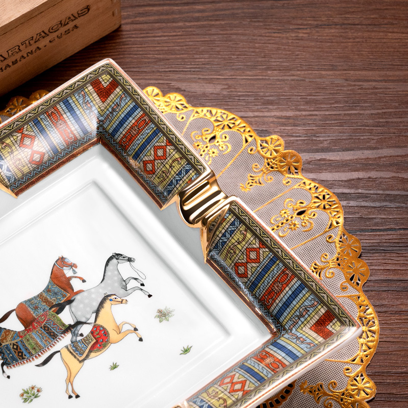 Luxury Ceramics Painted Four Slot Cigar Horse Pattern Ashtray - Image 4